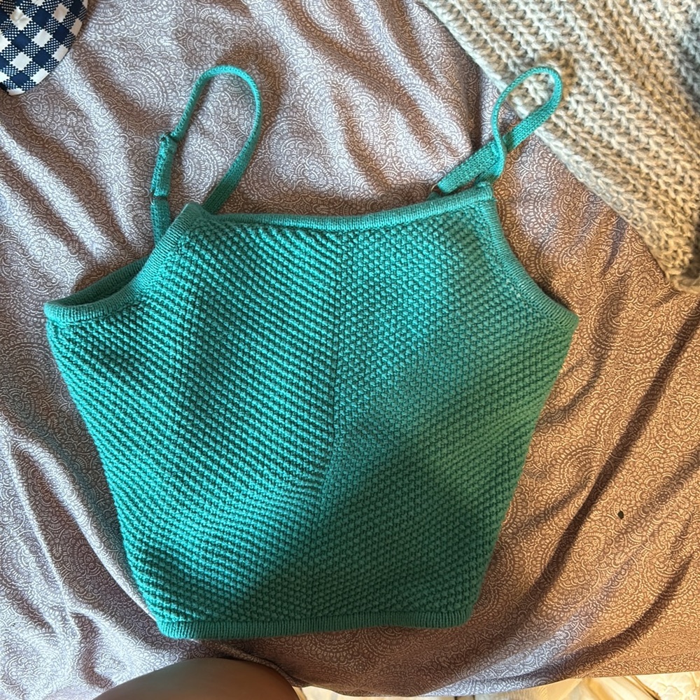 teal top